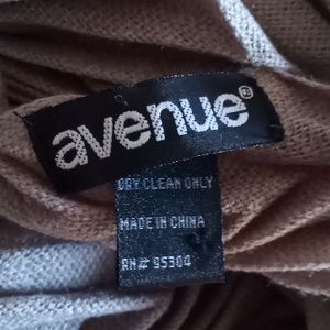 Pre-loved Avenue scarf wrap long